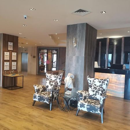 One Bedroom Apartment In Gated Complex Bansko Exterior photo
