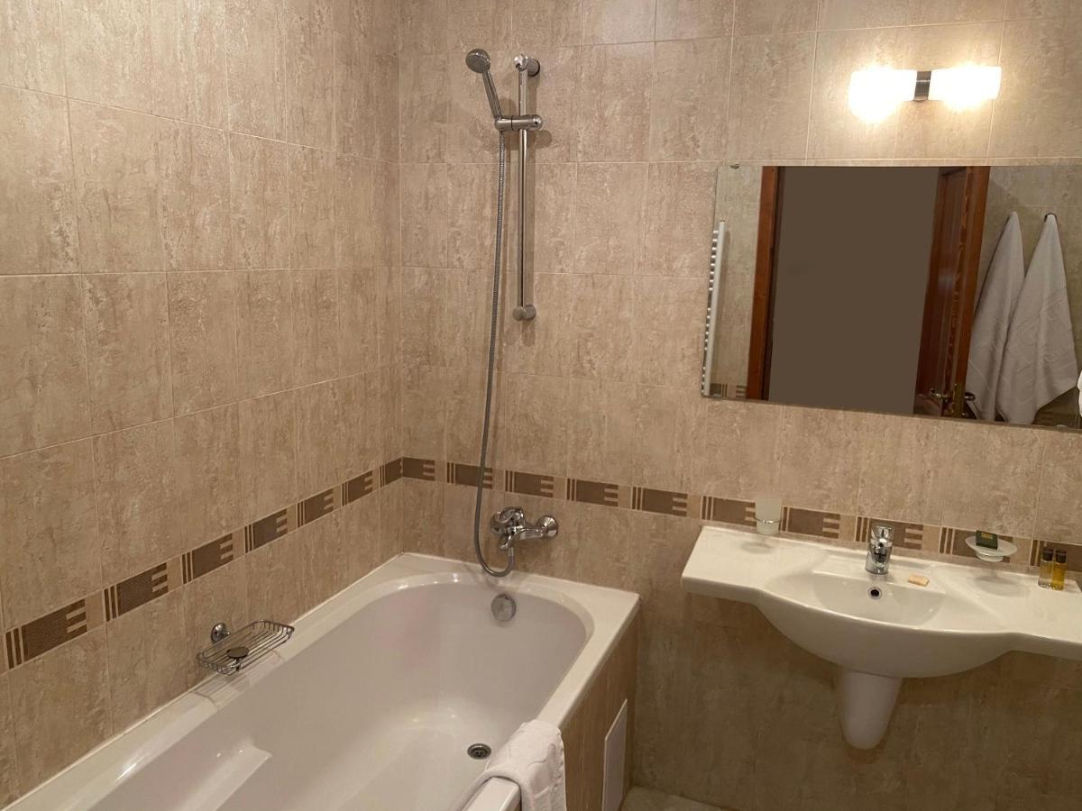 One Bedroom Apartment In Gated Complex Bansko Exterior photo